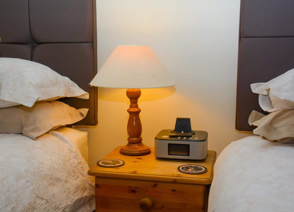 Clarke Cottage Guest House Данфермлин Экстерьер фото