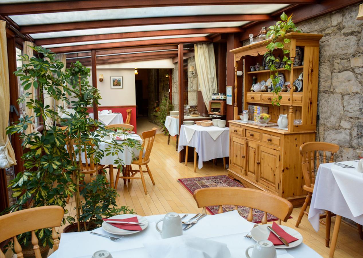Clarke Cottage Guest House Данфермлин Экстерьер фото